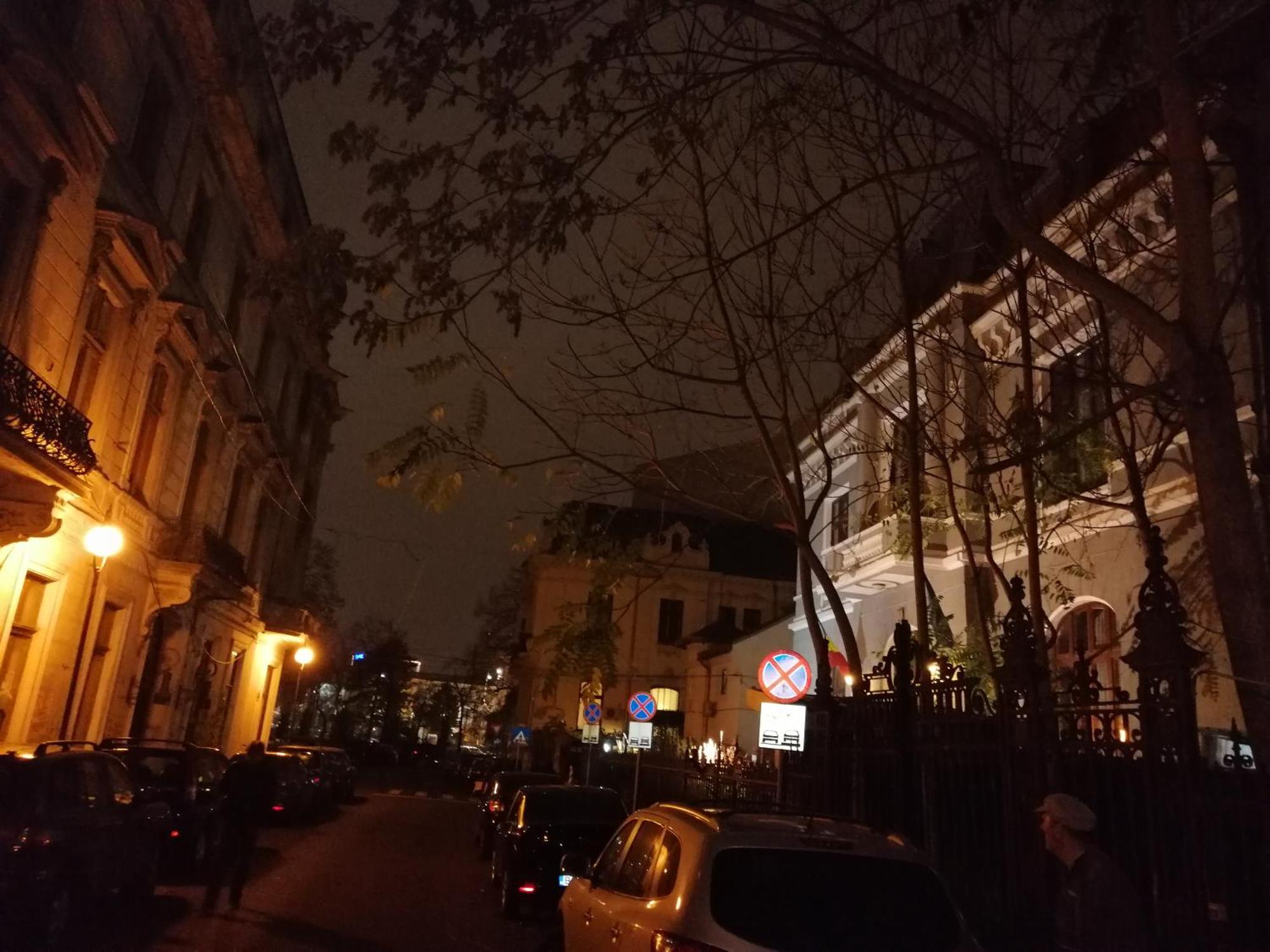 Apartament Athenee Palace Bukarest Exteriör bild